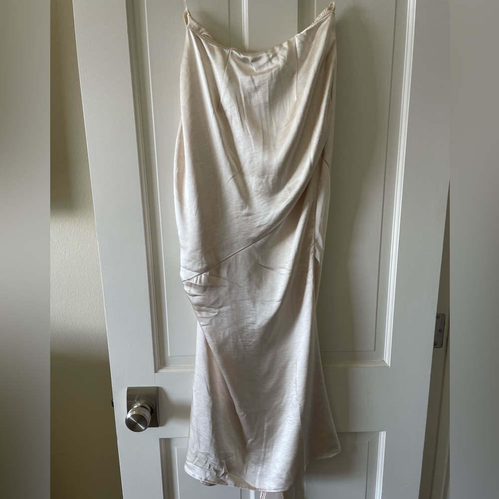 NWT! Oh Polly Marisol Bias Cut Skirt in Ivory - Picture 8 of 9